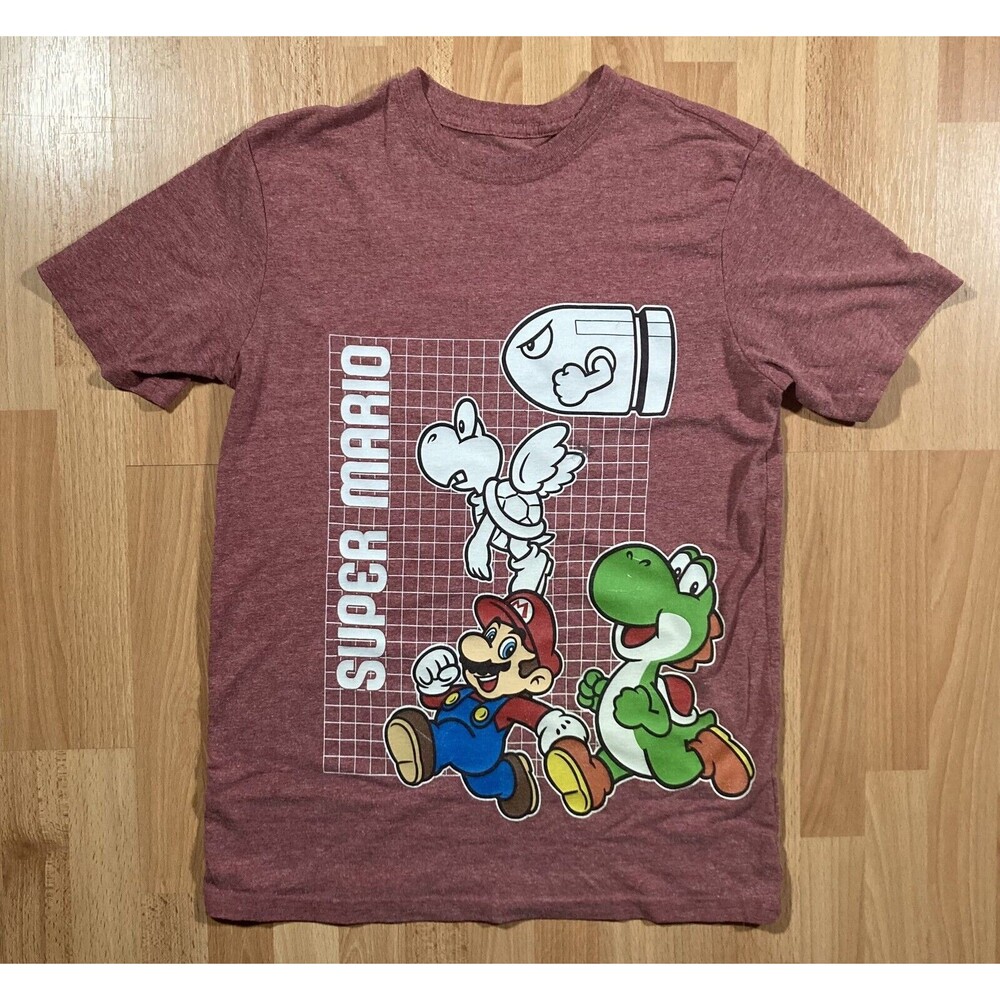 Super Mario Bros Graphic Tee (Boy's Size L) • Mario, Yoshi • T-Shirt • EUC